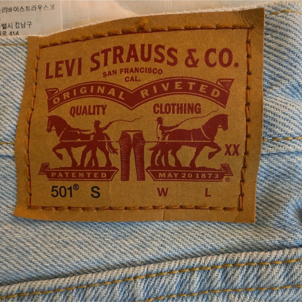 Levi's 501 Women's Jeans 30x30 - Light Wash Blue Denim Distressed Straight - Picture 2 of 10